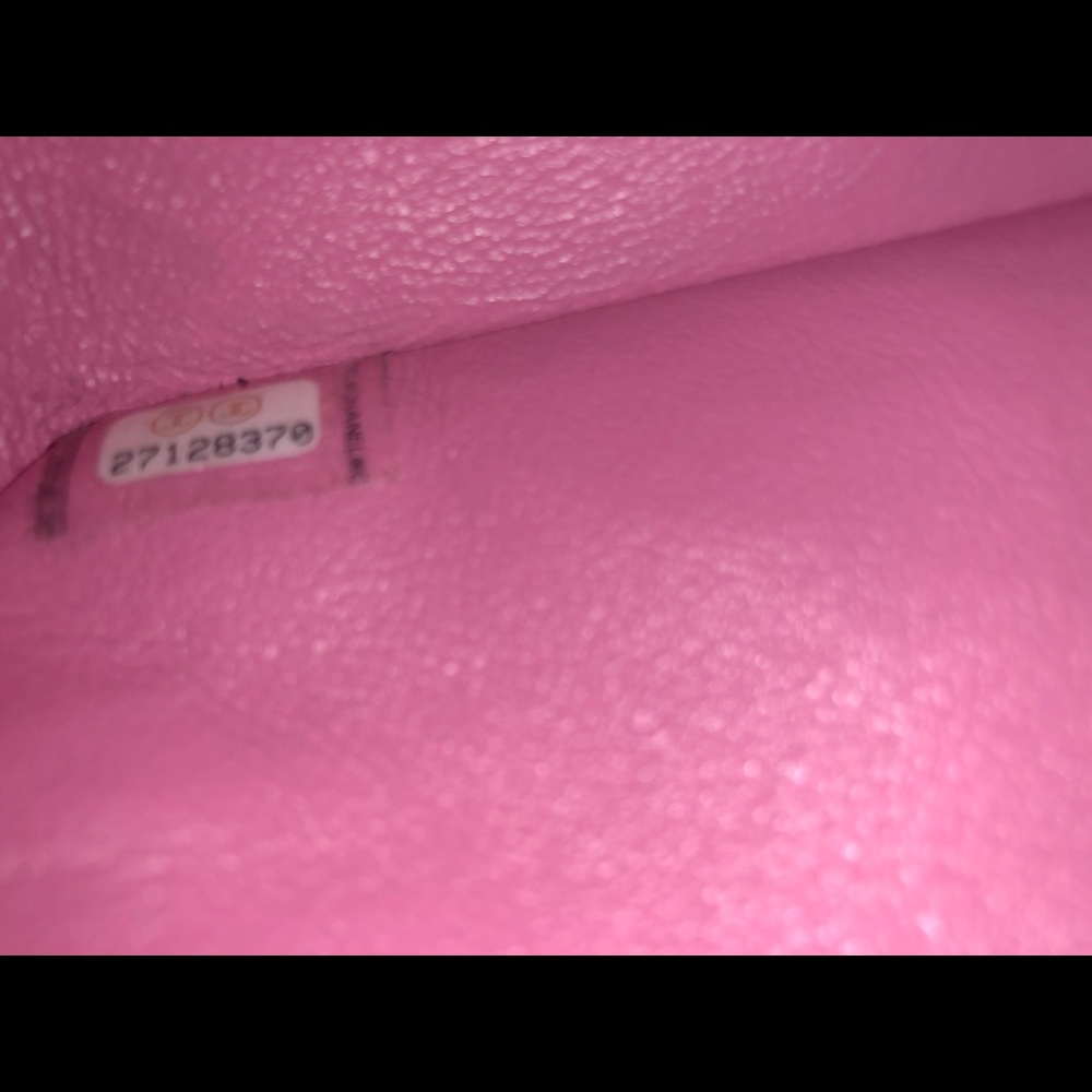 SOLD-Chanel 19c bubble gum pink medium flap - Picture 7 of 12